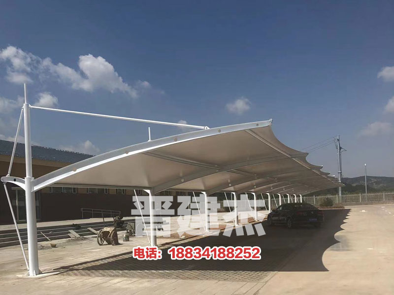 案例展示-停車(chē)棚